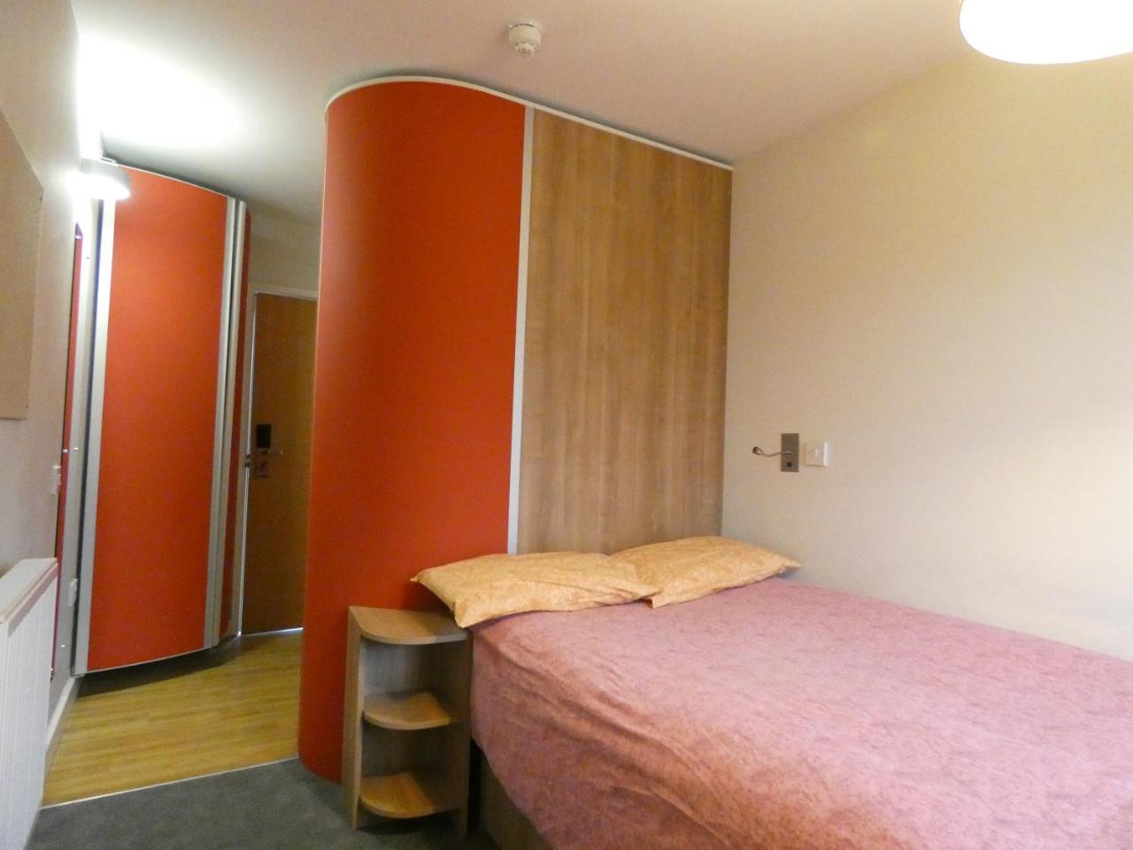 Newington Court Hostel London Exterior photo